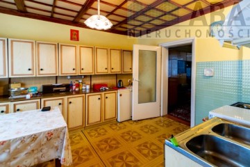 NIŻSZA CENA!  Przestronny dom nad jeziorem  w gm. Przedecz