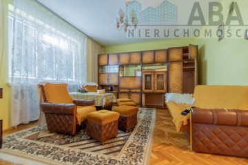 NIŻSZA CENA!  Przestronny dom nad jeziorem  w gm. Przedecz