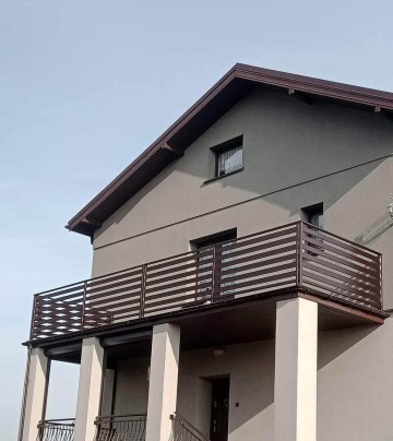 Balustrady ze stali czarnej i nierdzewnej