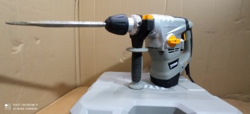 Młotowiertarka titan