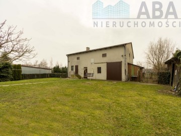 Uroczy dom z ogrodem w gm. Sompolno