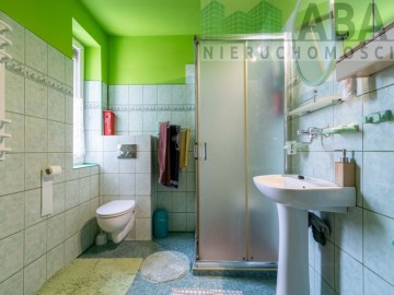 Uroczy dom z ogrodem w gm. Sompolno