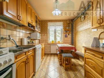 Uroczy dom z ogrodem w gm. Sompolno