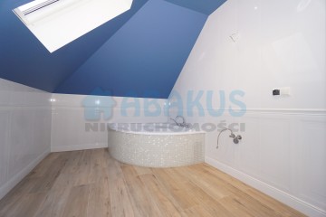 Sprzedam nowy dom - m. Tr&oacute;jka gm. Stare Miasto - nowa cena