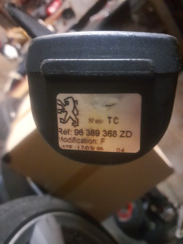 Roleta bagaznika 307 sw