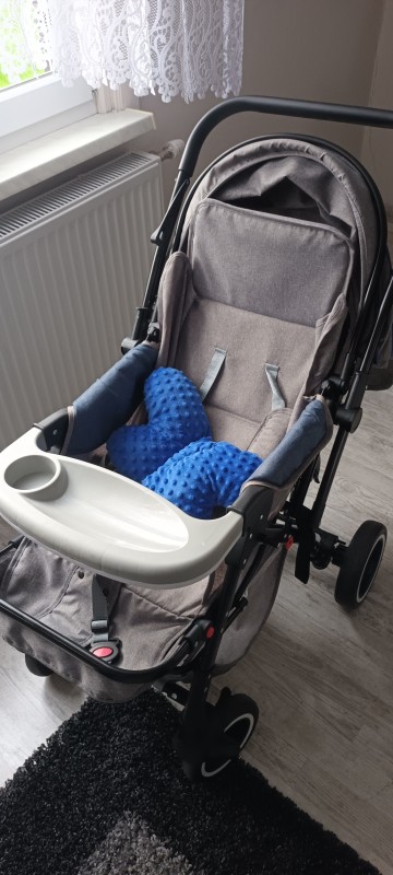 Sprzedam w&oacute;zek