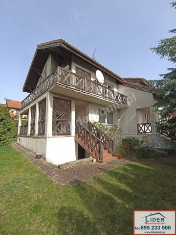 Sprzedam przestronny dom &ndash; Konin, os. Chorzeń