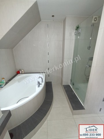 Sprzedam przestronny dom &ndash; Konin, os. Chorzeń