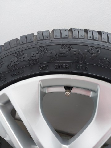 MERCEDES, AUDI  FELGI 17" Z OPONAMI  DUNLOP  245/45R17