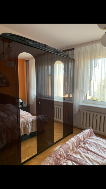 sprzedam bez pośrednik&oacute;w 76 m