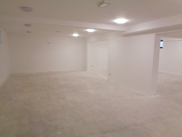 ŚLESIN &ndash; NOWE LOKALE HANDLOWO-USŁUGOWE