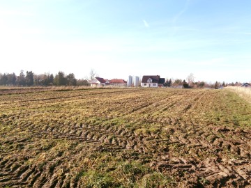 Brd&oacute;w &ndash; Działka Pod Zabudowę Mieszkaniową