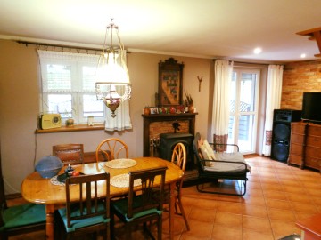 Klimatyczna Posiadłość z domkiem i stawem