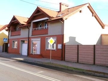Wysokiej jakości dom w centrum Ślesina