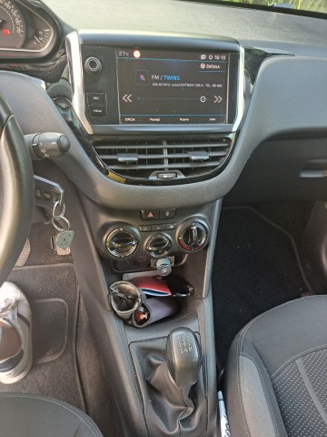 208 - 1,6 HDI, 4 drzwi - 2017 - klimatyzacja , przeb. 187tyś