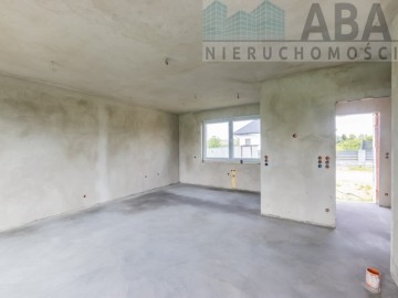 Funkcjonalny i przestronny dom w urokliwym miejscu w Koninie