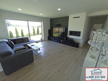 Sprzedam nieruchomość &ndash; Izabelin k. Konina