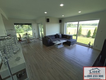 Sprzedam nieruchomość &ndash; Izabelin k. Konina