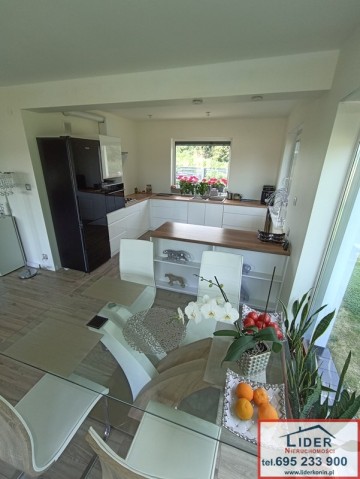 Sprzedam nieruchomość &ndash; Izabelin k. Konina