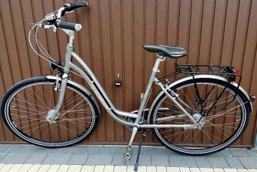 Damka miejska Diamant  saphir