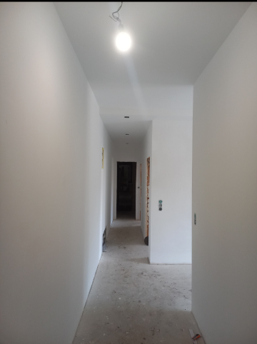 MALOWANIE SZPACHLOWANIE WNĘTRZ SZYBKIE TERMINY REALIZACJI