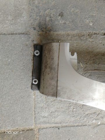 Błotniki przednie Clio 2 2005r   250zł