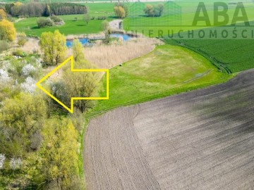 Działka przy stawie blisko lasu, gm. Kiszkowo