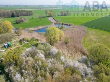 Działka przy stawie blisko lasu, gm. Kiszkowo