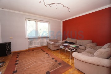 Sprzedam dom w centrum Ślesina + działka 2812m2