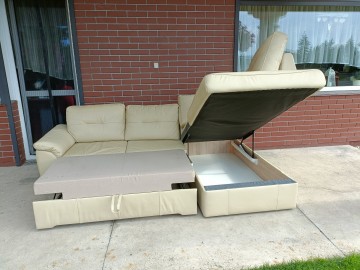 Sprzedam narożnik ze sk&oacute;ry