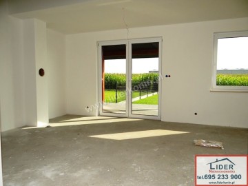 Sprzedam dom w Modle Kr&oacute;lewskiej k. Konina