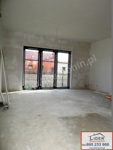 Nowe domy gm. Stare Miasto k. Konina