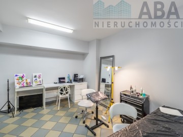 Budynek usługowo handlowy w centrum Koła, Toruńska, PROMOCJA