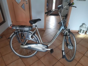 Używany rower holenderski elektryczny Gazelle