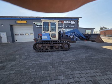 Ciągnik gąsienicowy ISEKI