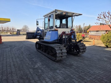 Ciągnik gąsienicowy ISEKI