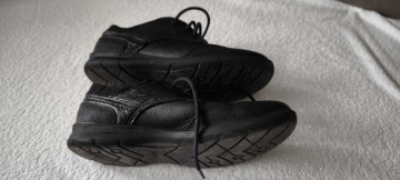 Sprzedam  buty Next chłopięce czarne rozmiar 33.5.