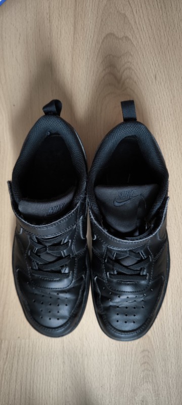 Sprzedam  buty Next chłopięce czarne rozmiar 33.5.