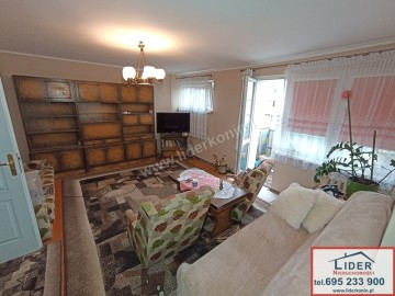 Sprzedam mieszkanie &ndash; 3 pokoje &ndash; balkon &ndash; Konin, centrum