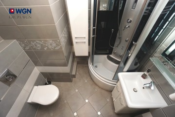 7 piętro - wysoki standard - gotowe do zamieszkania.