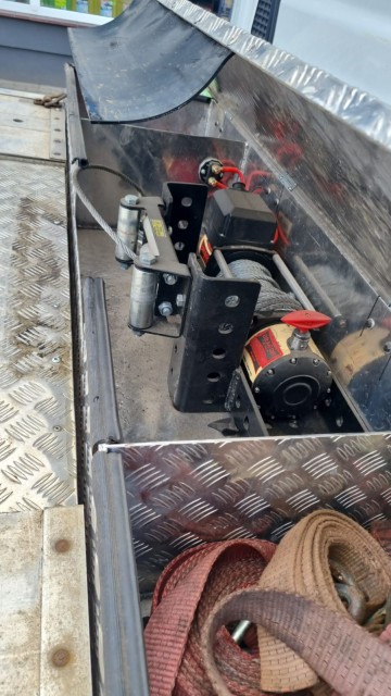 Iveco Daily 35S14 2019 r Laweta pomoc drogowa