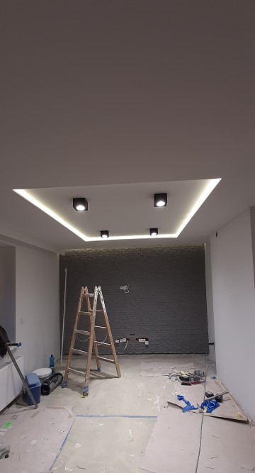 WYKOŃCZENIA WNĘTRZ