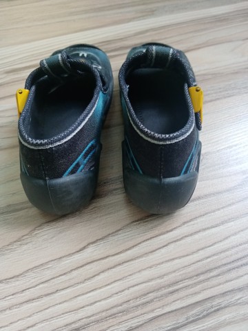 Kapcie, buciki Befado, r. 24