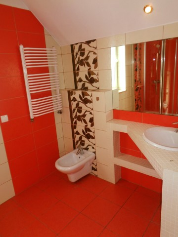 WYNAJMĘ MIESZKANIE W CENTRUM ŚLESINA