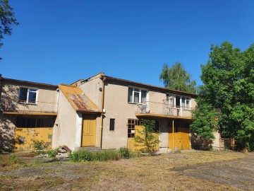 Zabudowana dzialka o pow 3385 m2 w Kole ul. Zawadzkiego