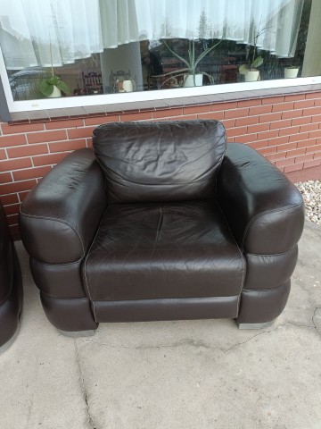 Sprzedam wypoczynek ze sk&oacute;ry