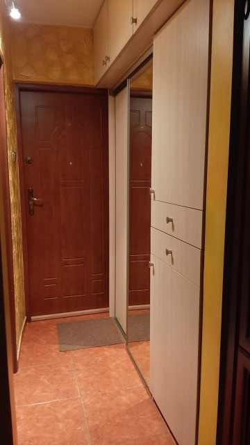 Sprzedam mieszkanie 2-pokojowe nowa cena 225,000