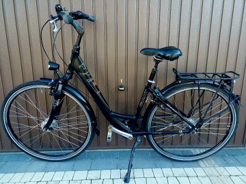 Rower Miejski Damka Giant Czarny Mat Kola 28