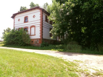 Gołuch&oacute;w &ndash; Dawny hotel z duszą i historią