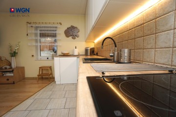 Łężyn k. Ślesina - CAŁOROCZNY DOM Z LINIĄ BRZEGOWĄ.